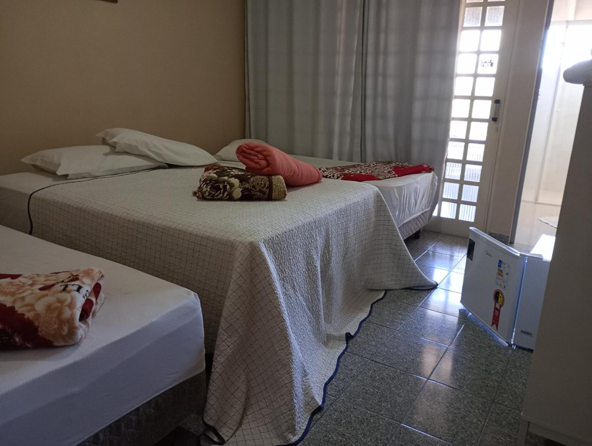 Santa Helena Pousada Cachoeira Paulista Eksteriør bilde